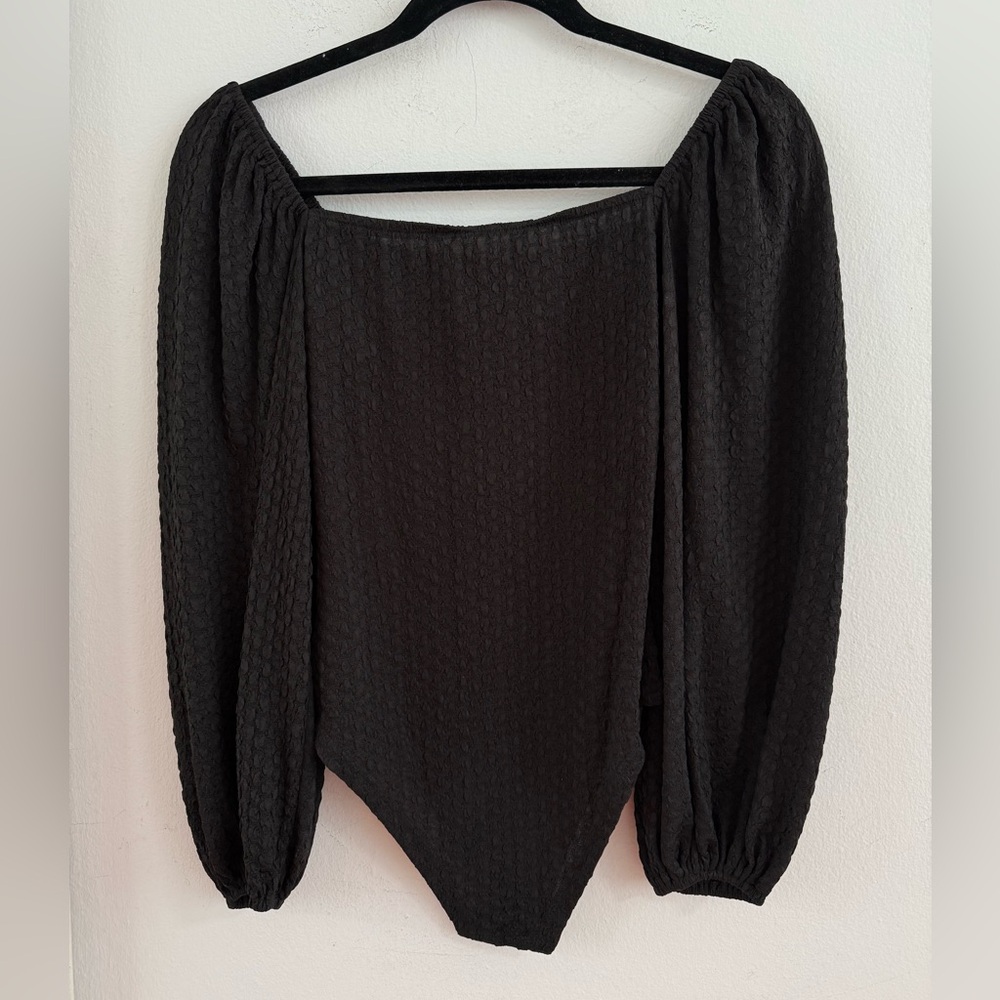 SHEIN Black Smocked Puff Sleeve Bodysuit